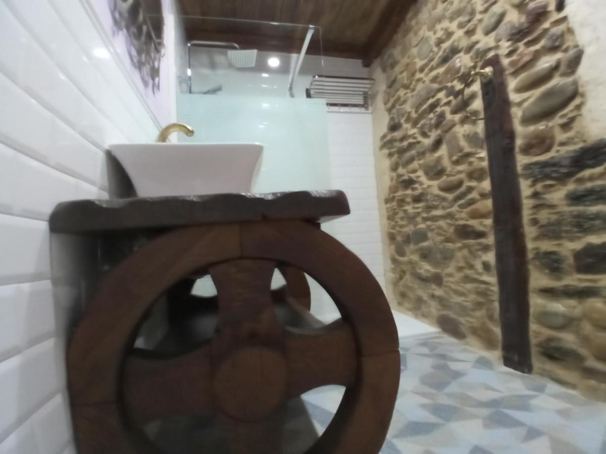 Hostal La Medina De Camponaraya Dış mekan fotoğraf