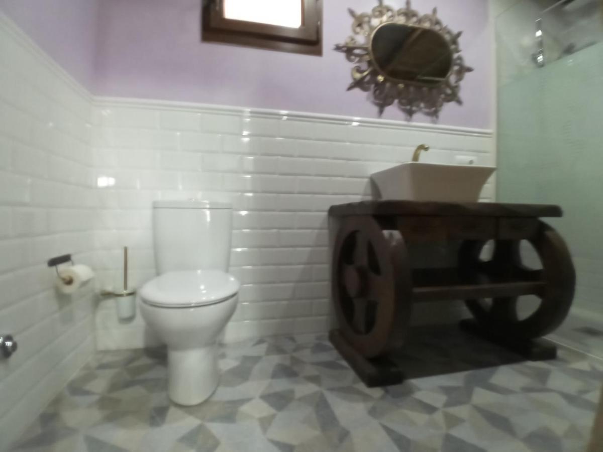 Hostal La Medina De Camponaraya Dış mekan fotoğraf