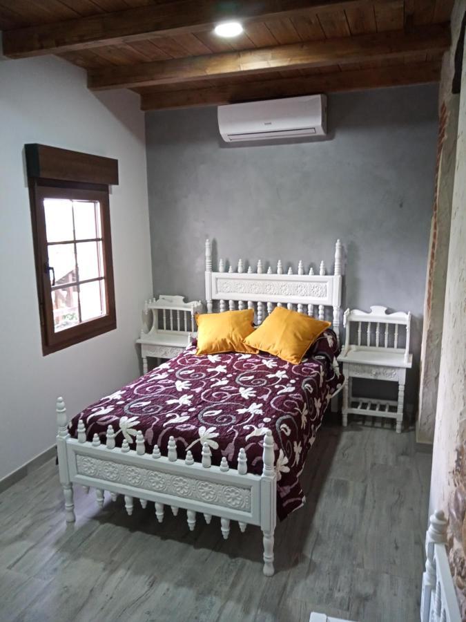 Hostal La Medina De Camponaraya Dış mekan fotoğraf