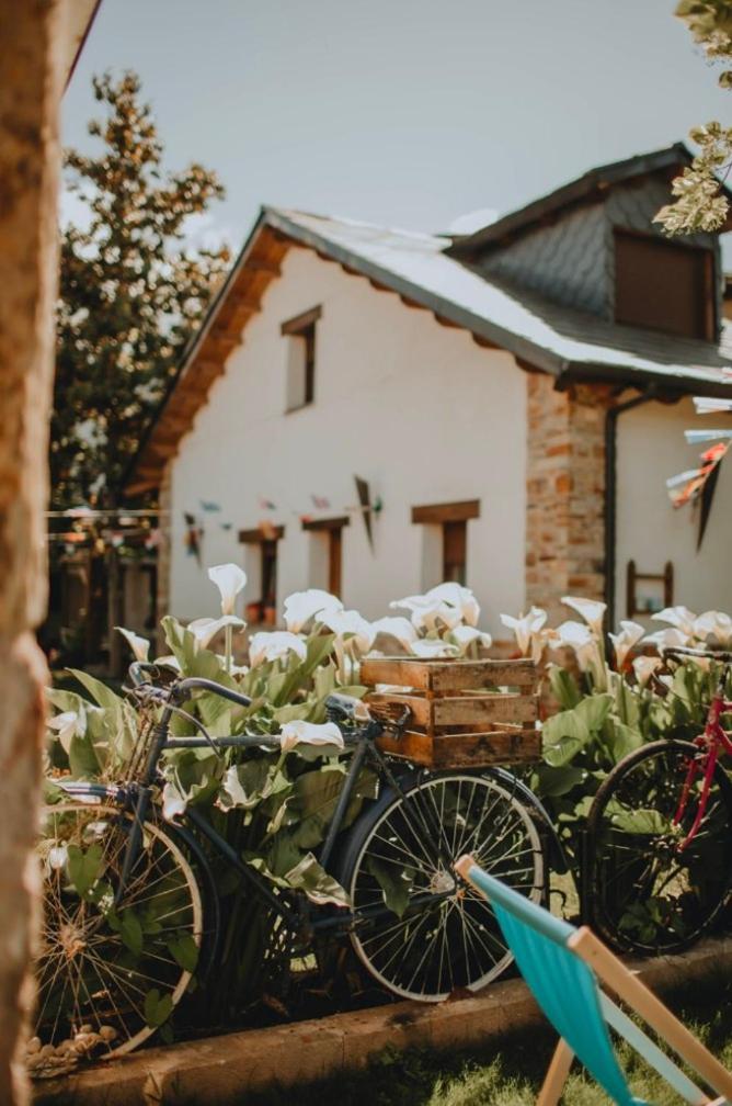 Hostal La Medina De Camponaraya Dış mekan fotoğraf