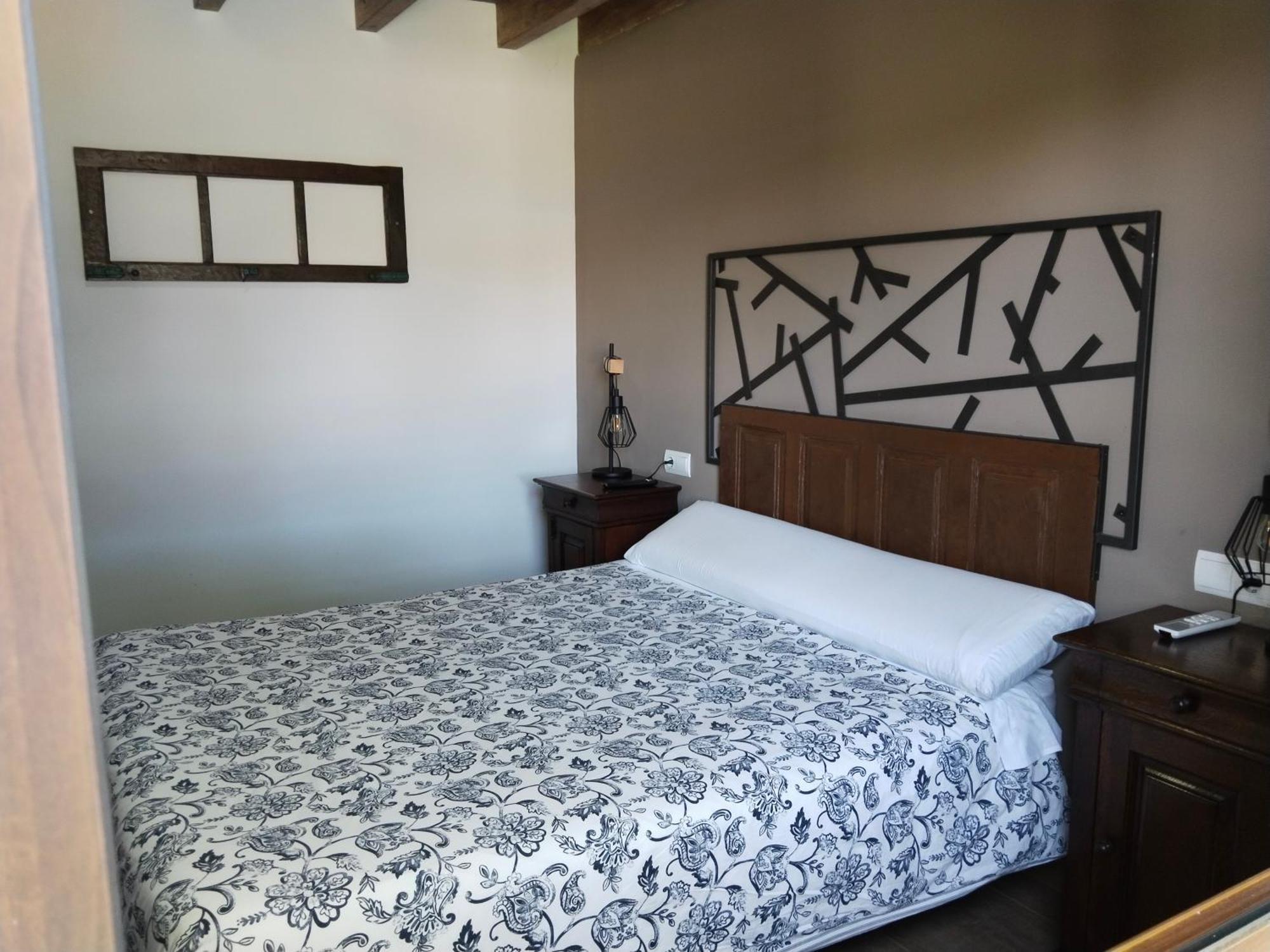 Hostal La Medina De Camponaraya Dış mekan fotoğraf